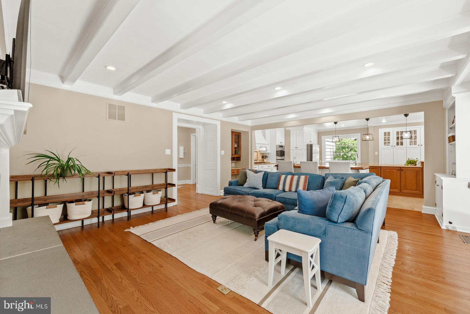 HUNTINGDON VALLEY - Residential