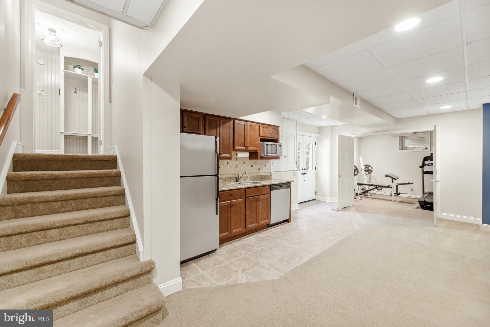 HUNTINGDON VALLEY - Residential