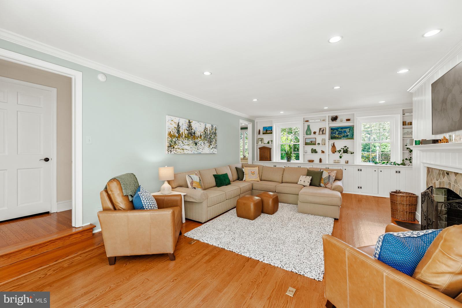 HUNTINGDON VALLEY - Residential
