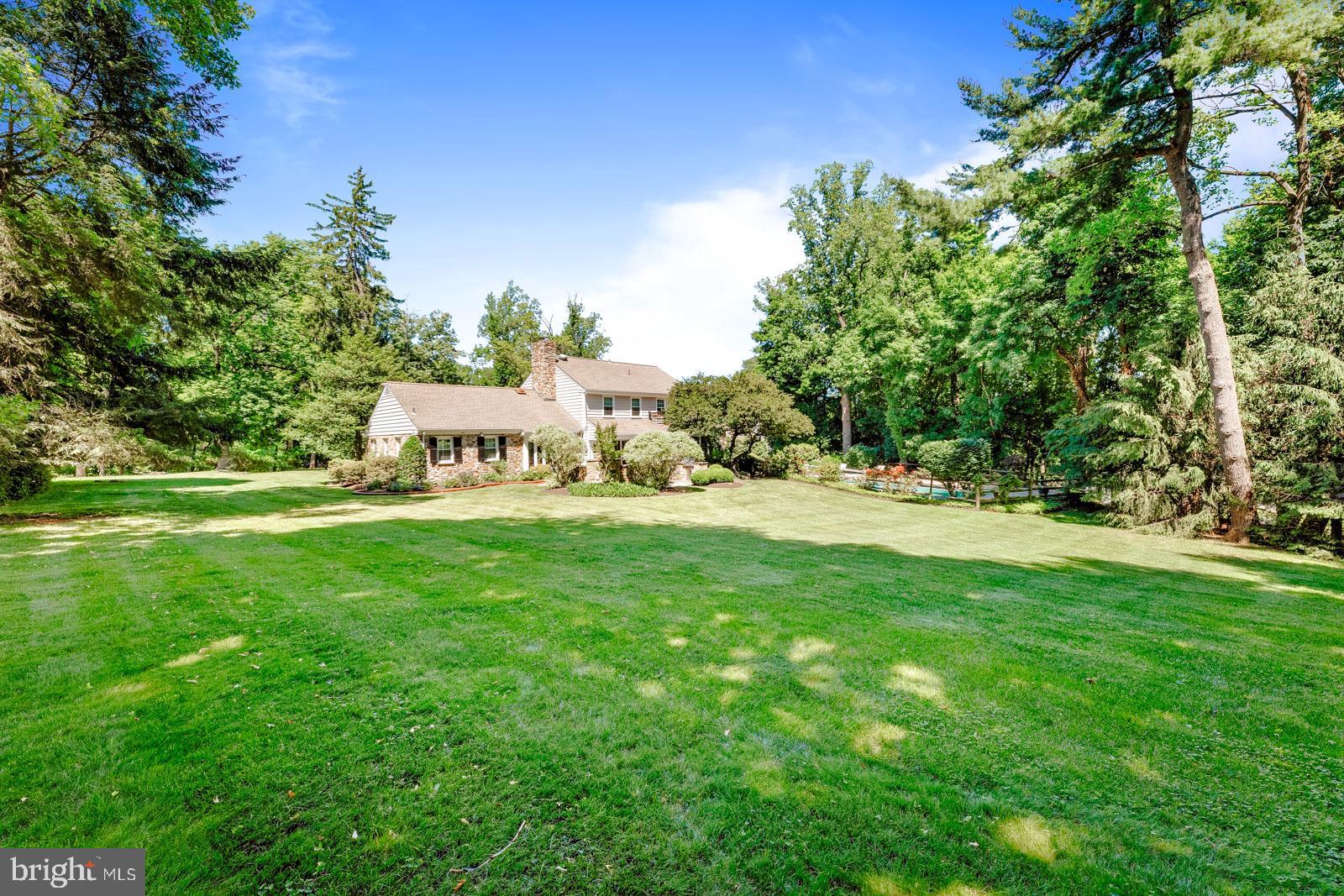 HUNTINGDON VALLEY - Residential