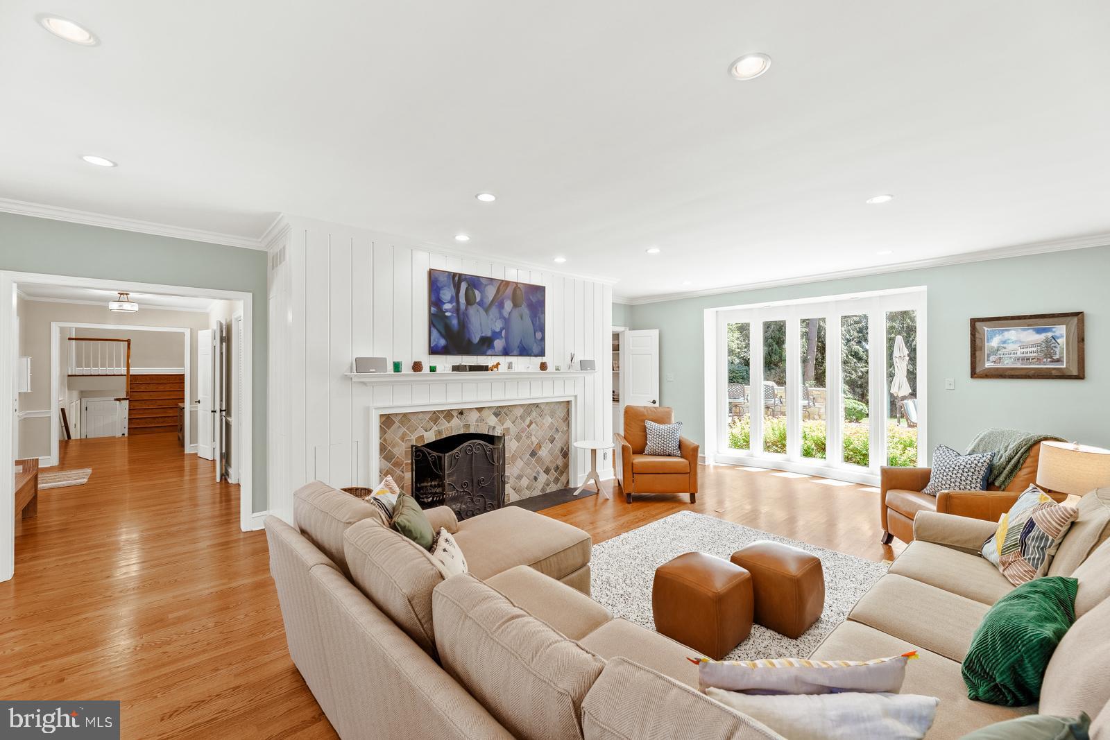 HUNTINGDON VALLEY - Residential