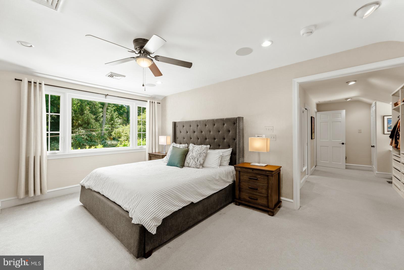 HUNTINGDON VALLEY - Residential