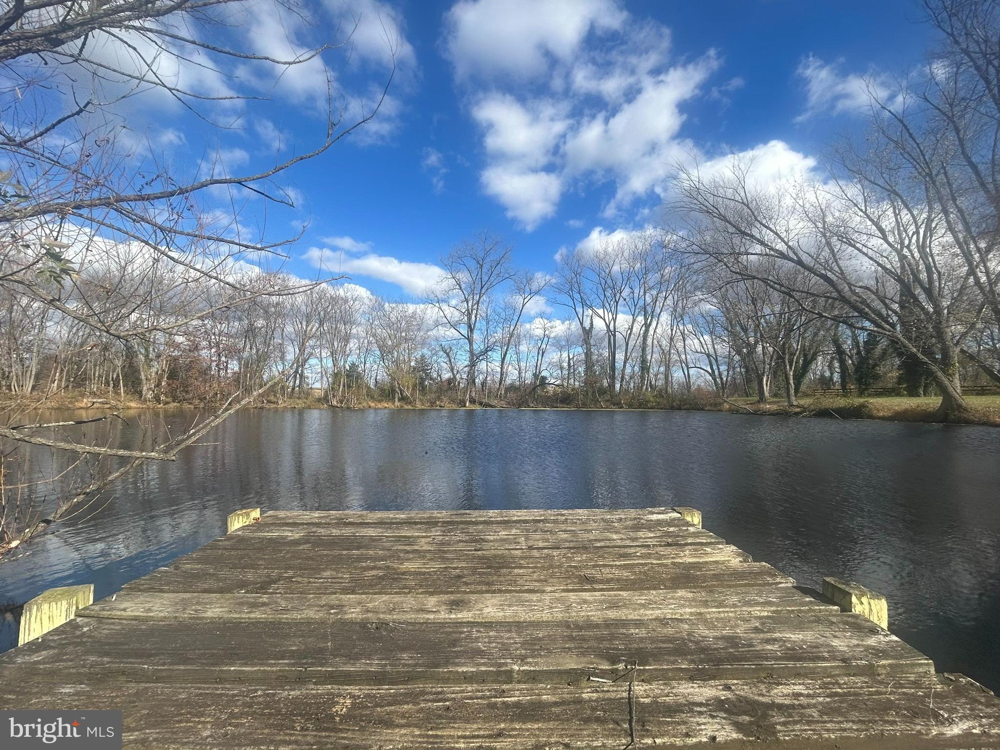 TOWN OF LOVETTSVILLE - Residential