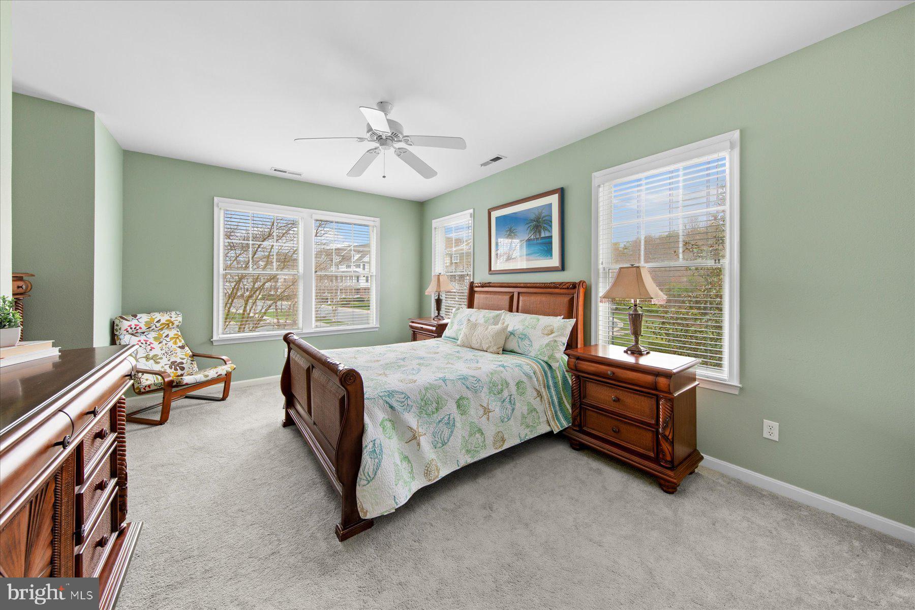 BAYSIDE - Residential