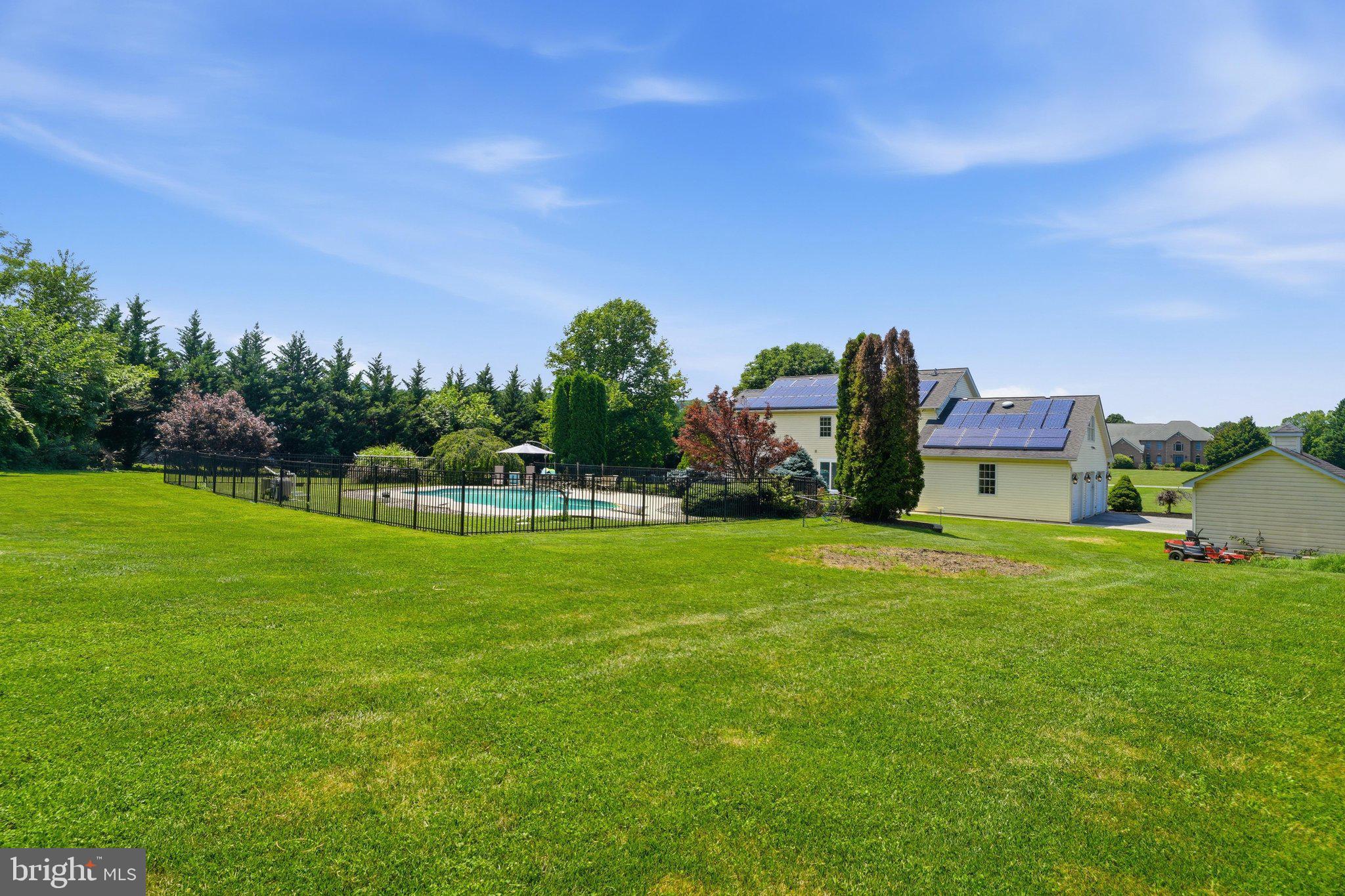 WINDSOR FARM - Residential