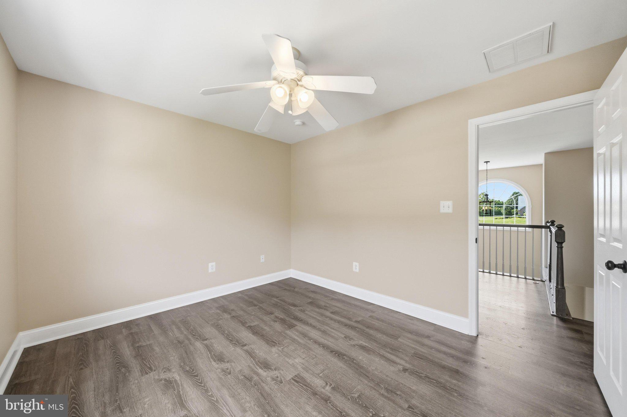 WINDSOR FARM - Residential