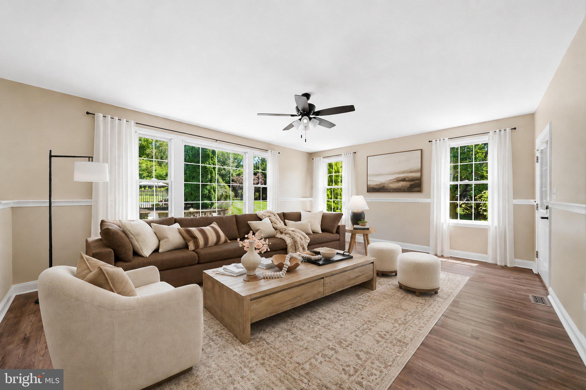 WINDSOR FARM - Residential