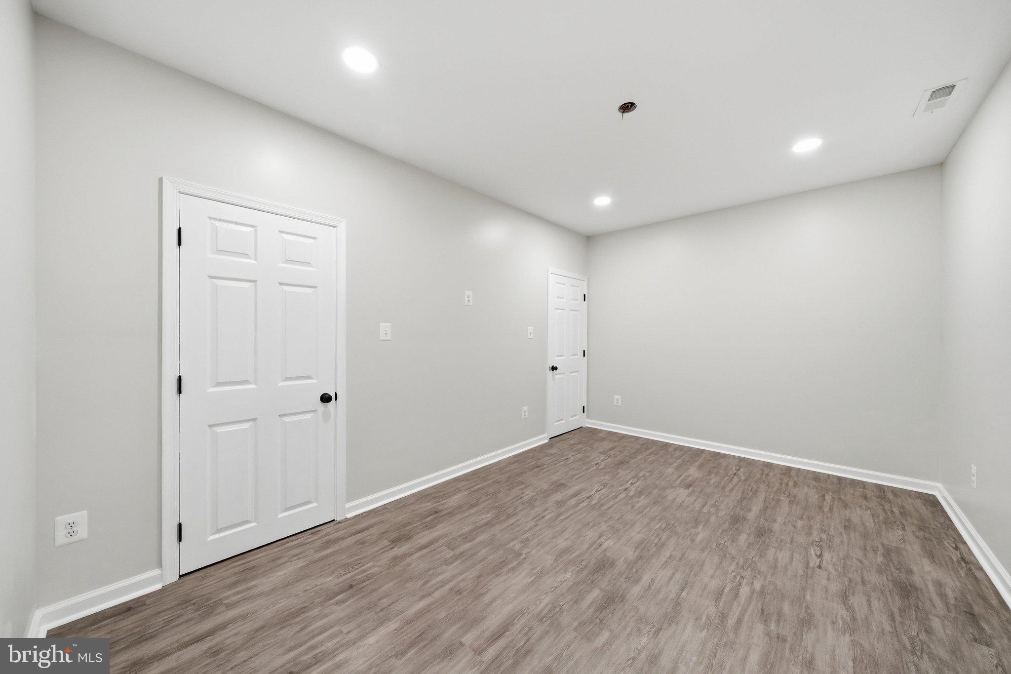 WINDSOR FARM - Residential