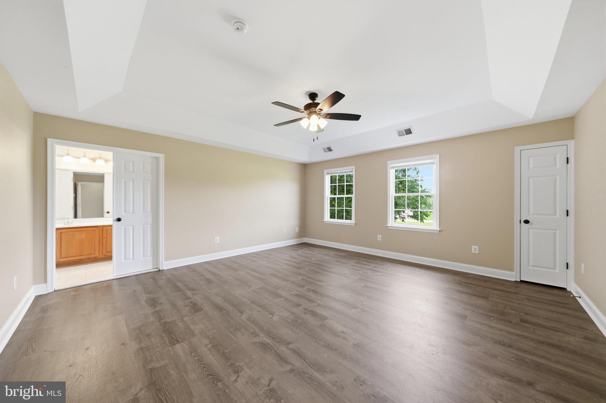 WINDSOR FARM - Residential