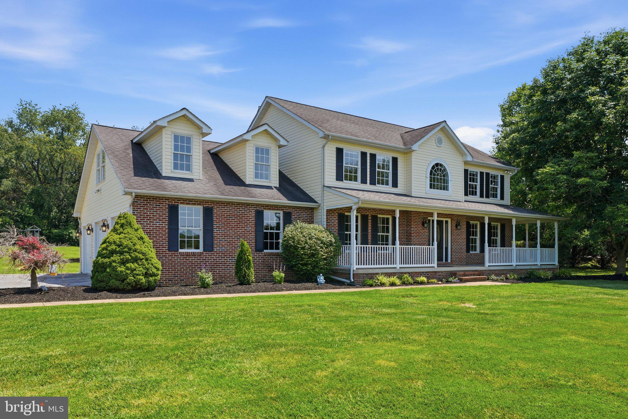 WINDSOR FARM - Residential