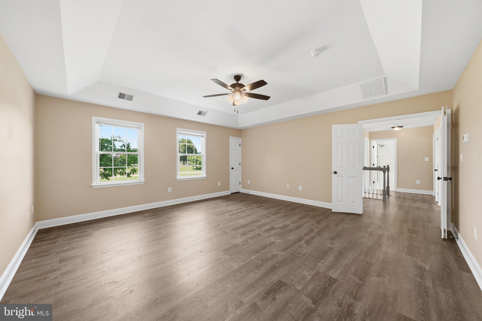 WINDSOR FARM - Residential