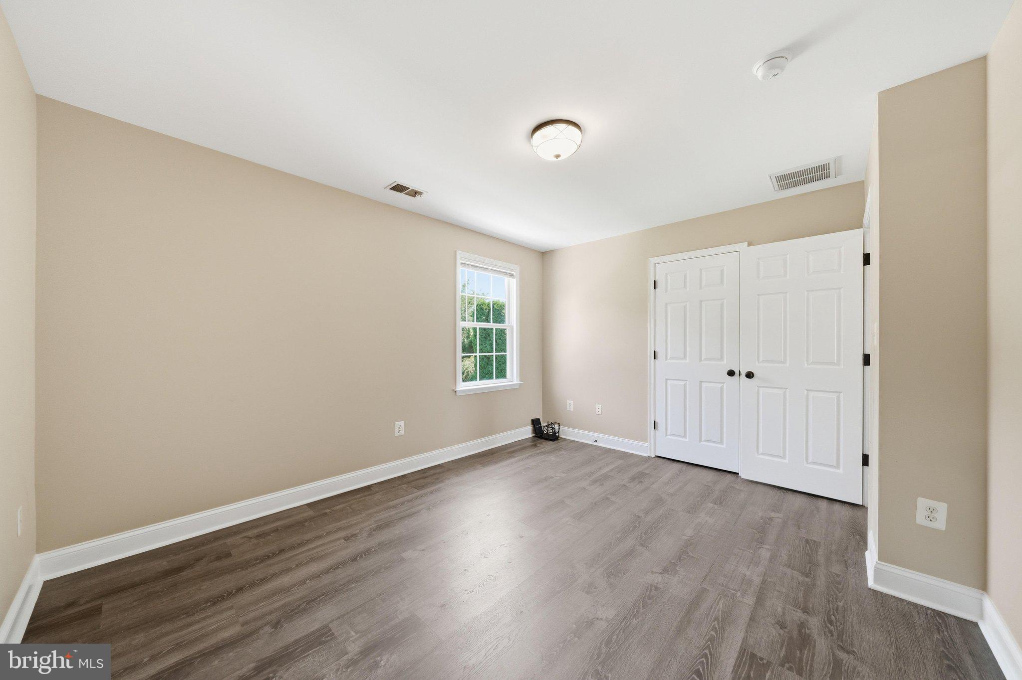 WINDSOR FARM - Residential