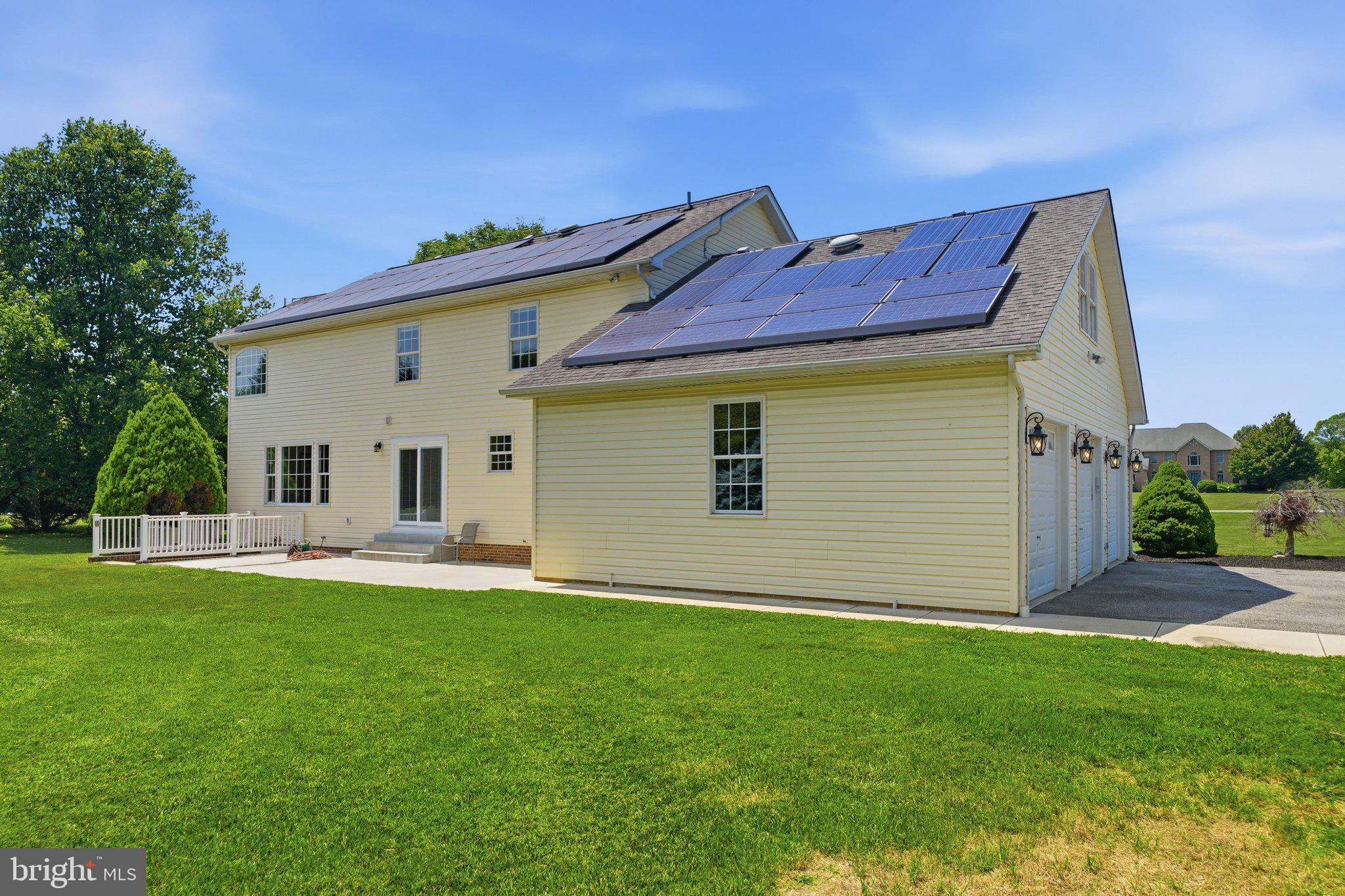 WINDSOR FARM - Residential