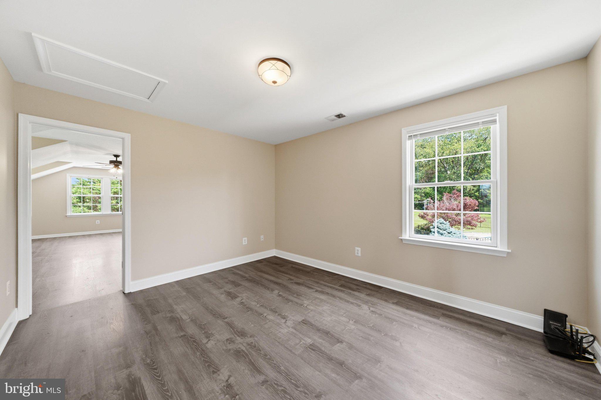 WINDSOR FARM - Residential