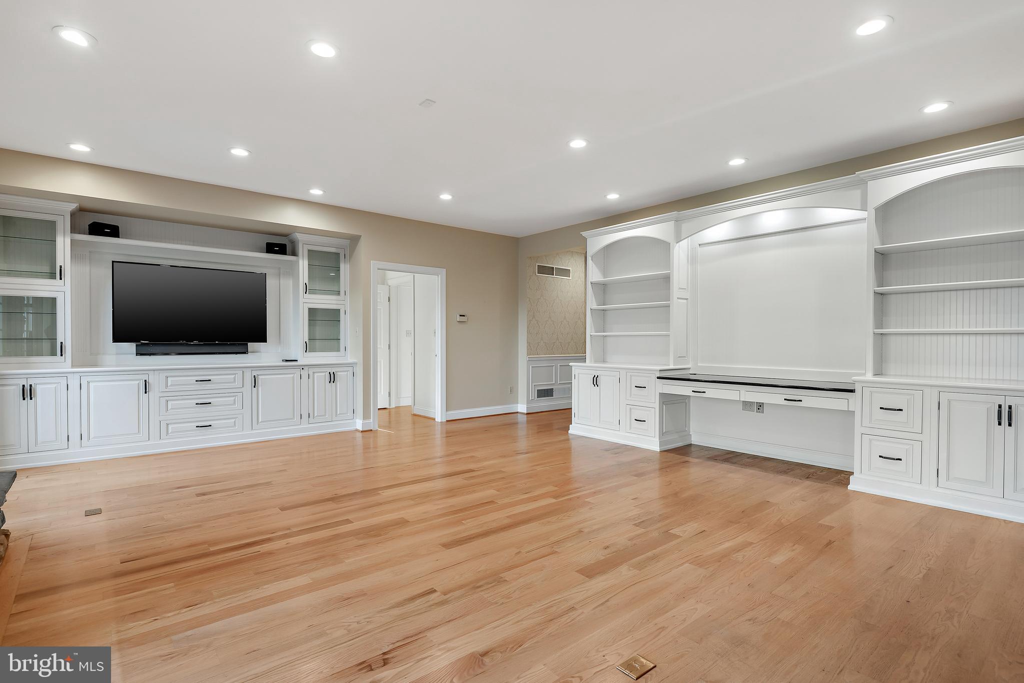 ROSENMILLER FARMS - Residential