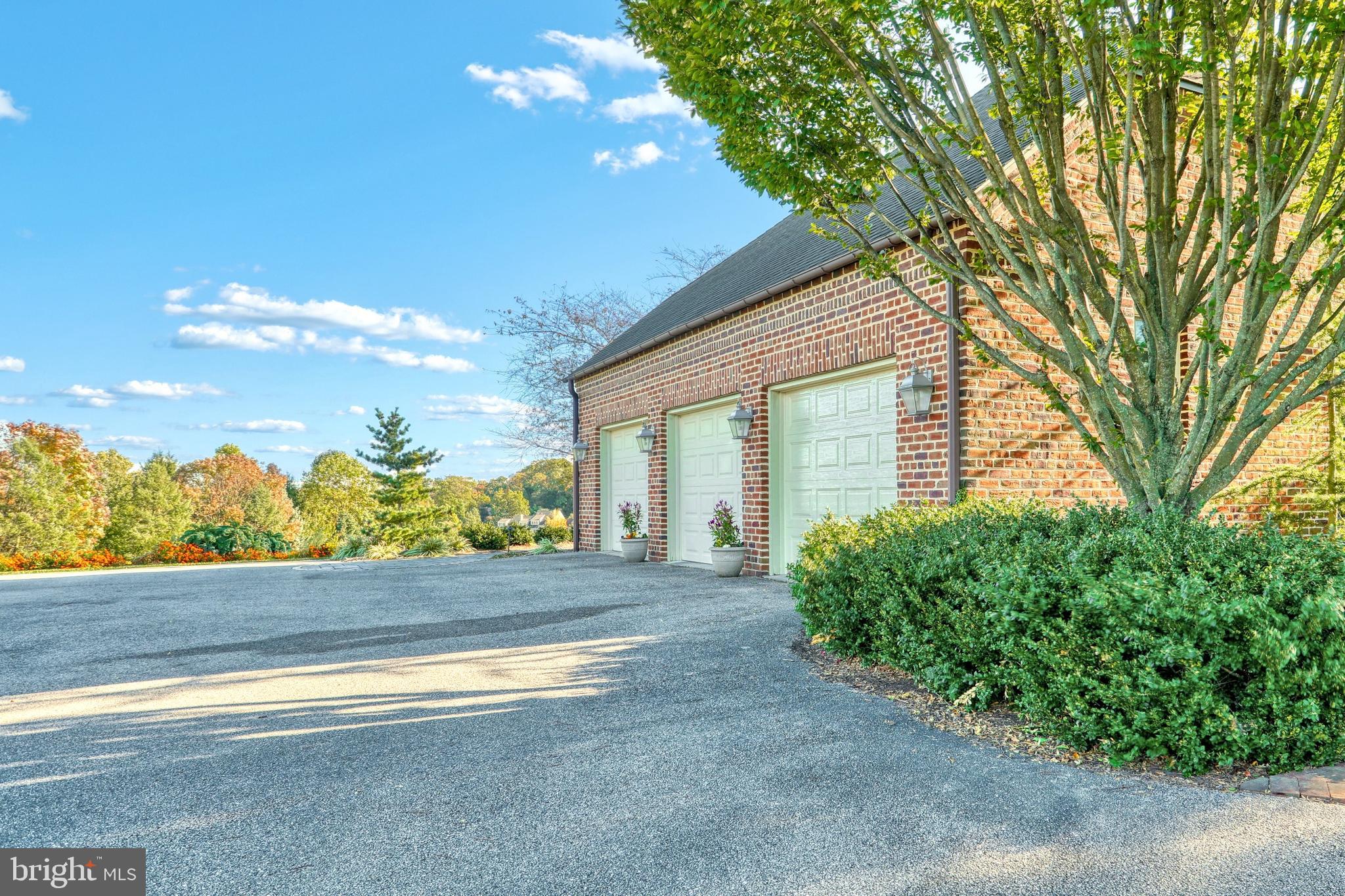 ROSENMILLER FARMS - Residential
