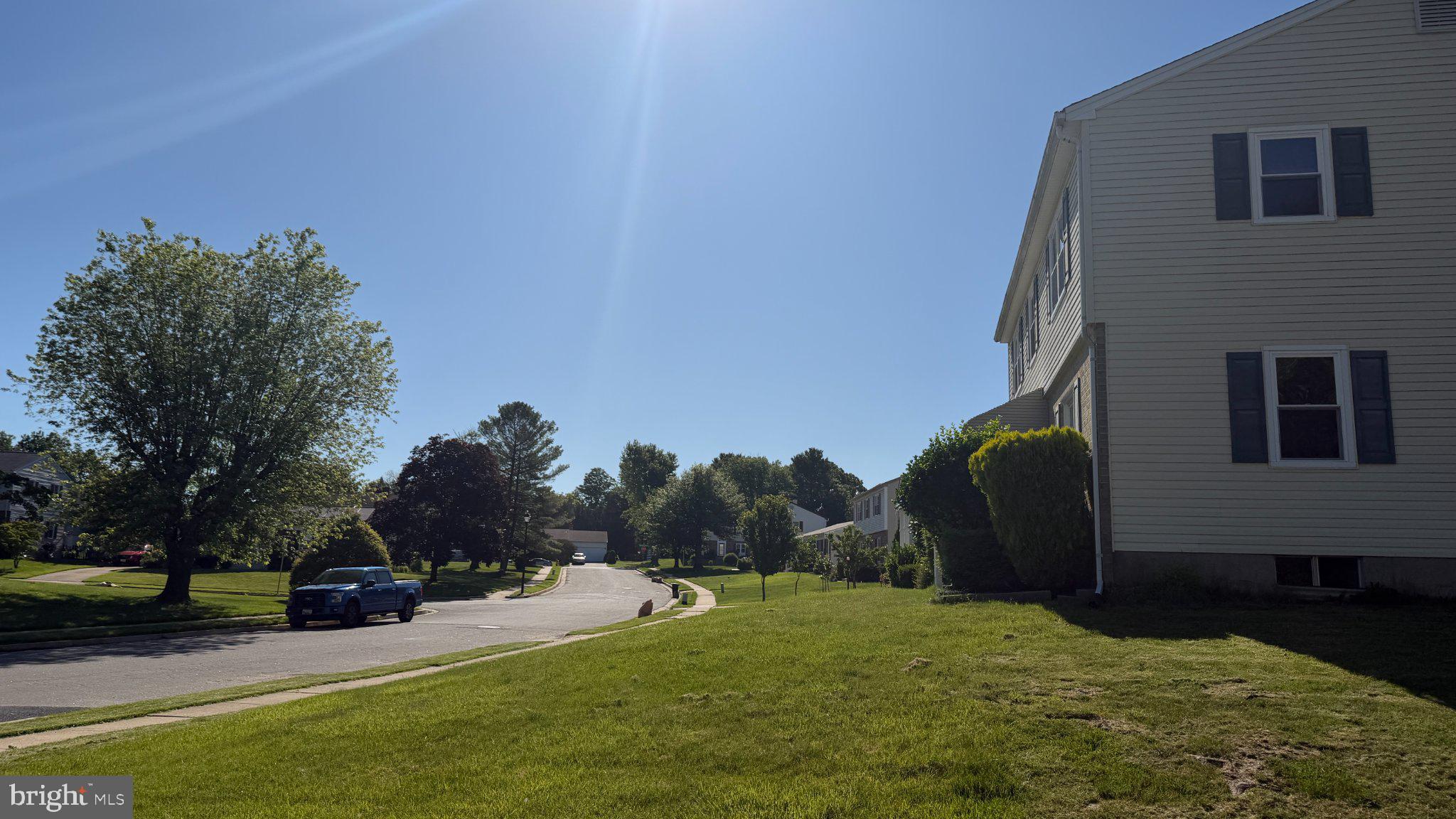 WOODBRIDGE VALLEY - Residential