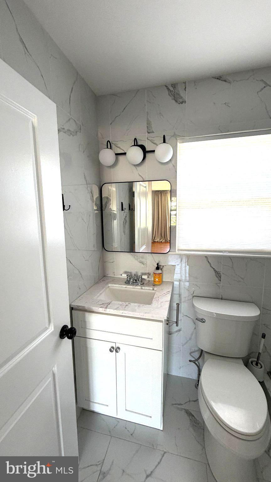 WOODBRIDGE VALLEY - Residential