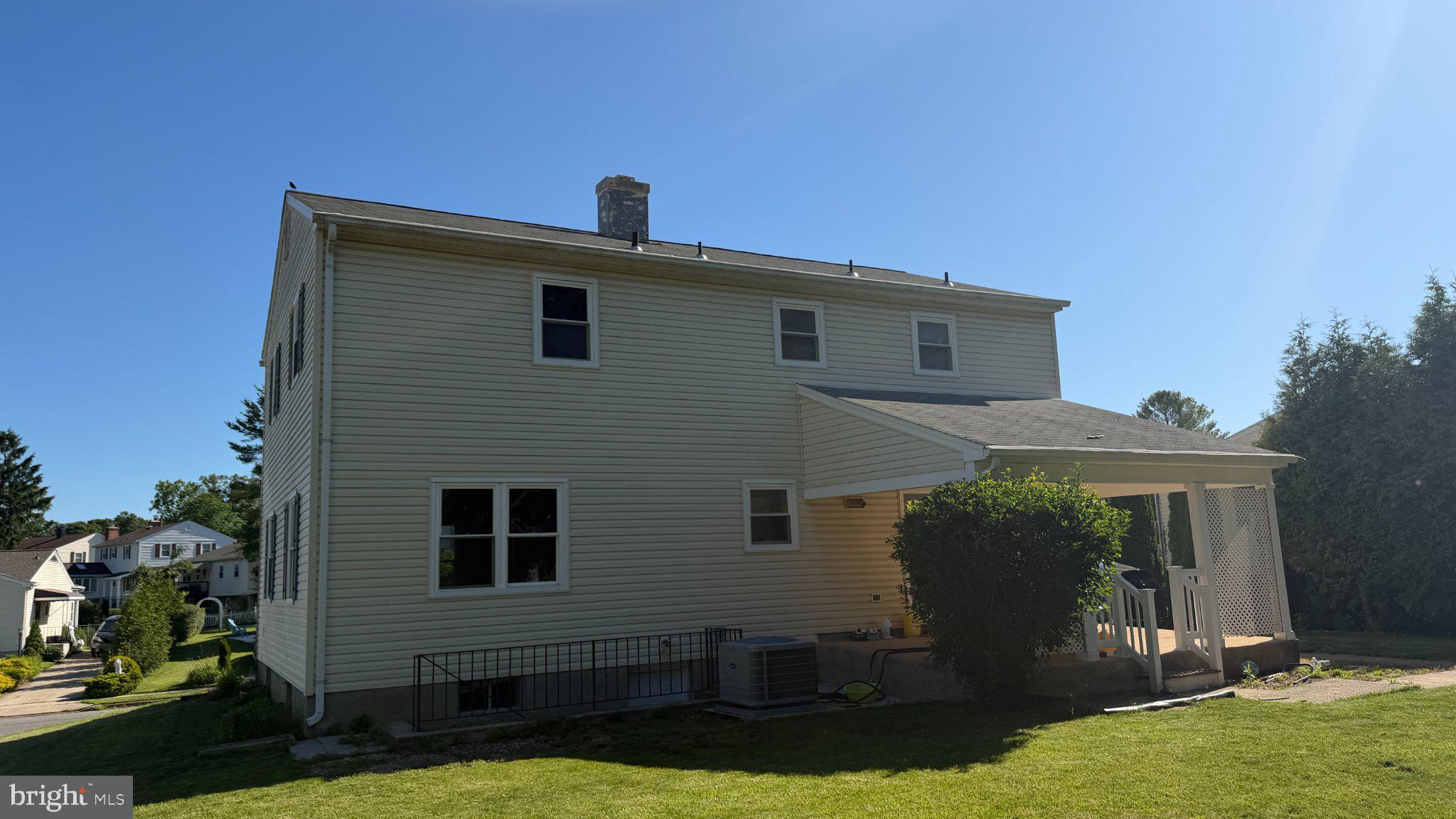 WOODBRIDGE VALLEY - Residential