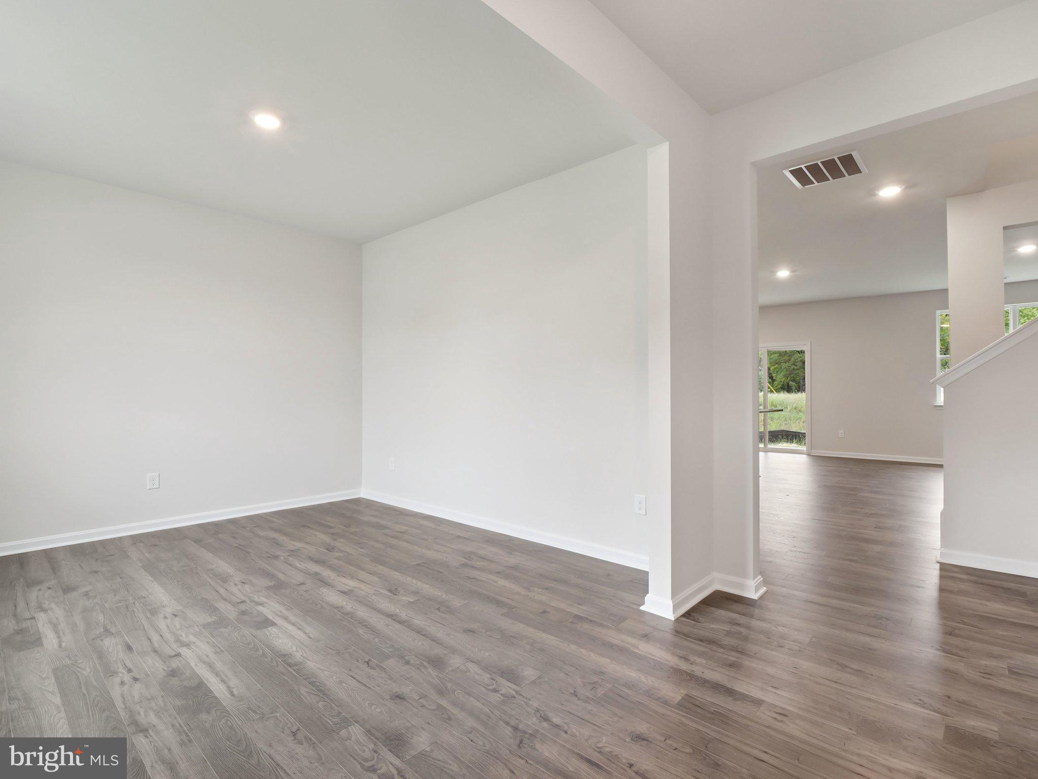 GREEN SPRING ESTATES - Residential