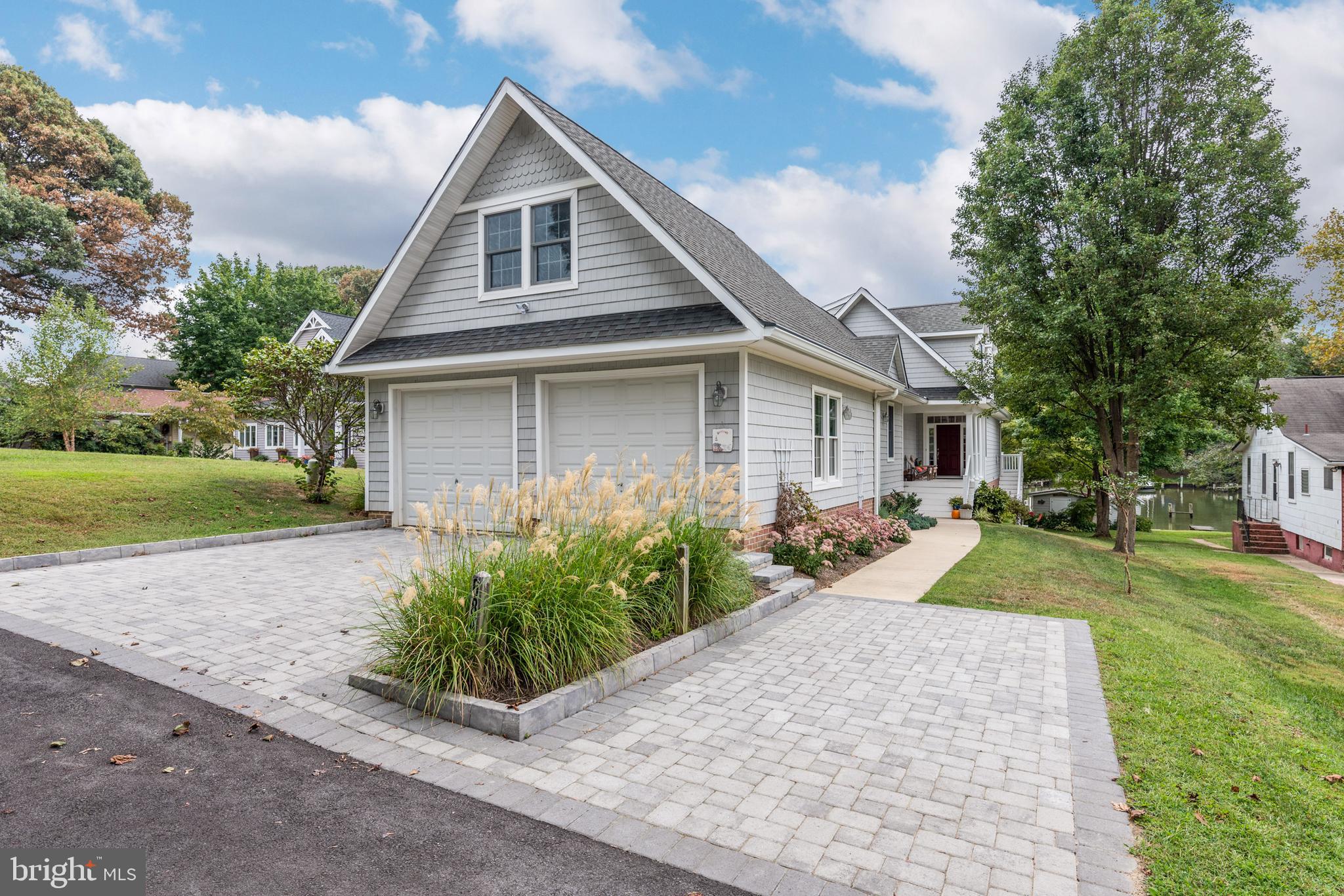 WHITEHALL BEACH - Residential