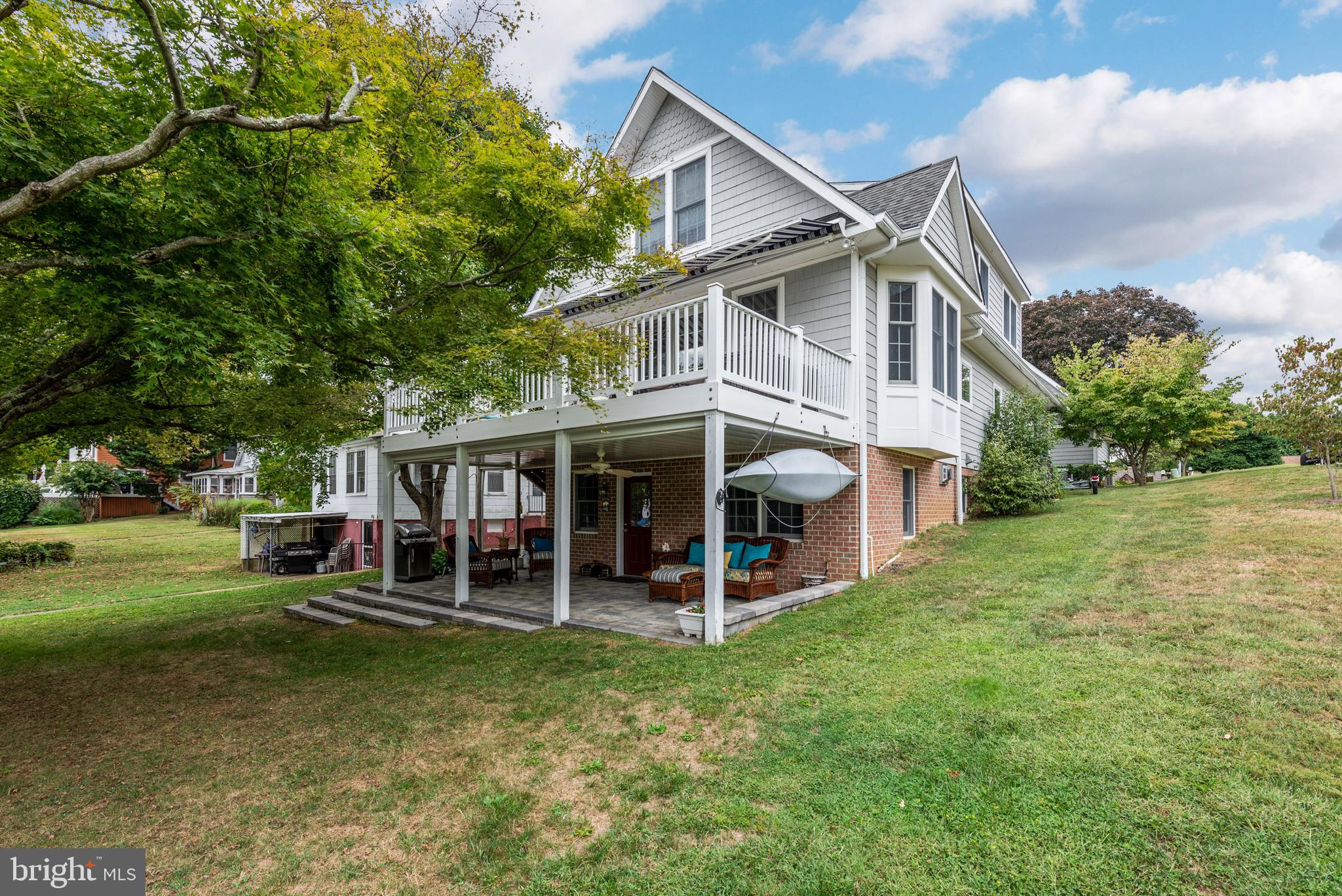 WHITEHALL BEACH - Residential