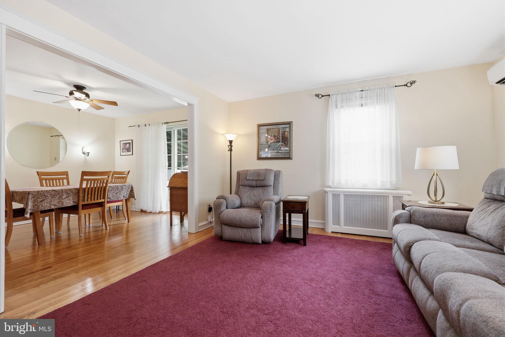 FOX CHASE - Residential