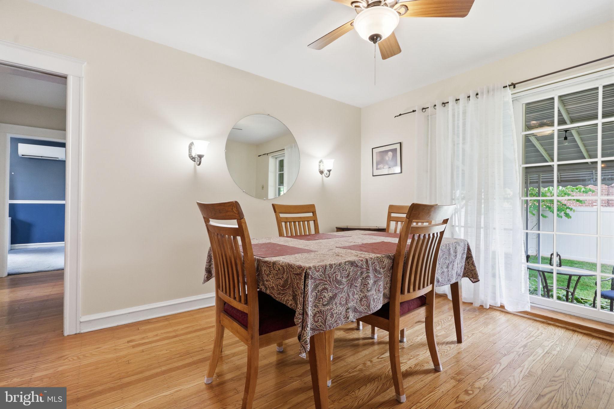 FOX CHASE - Residential