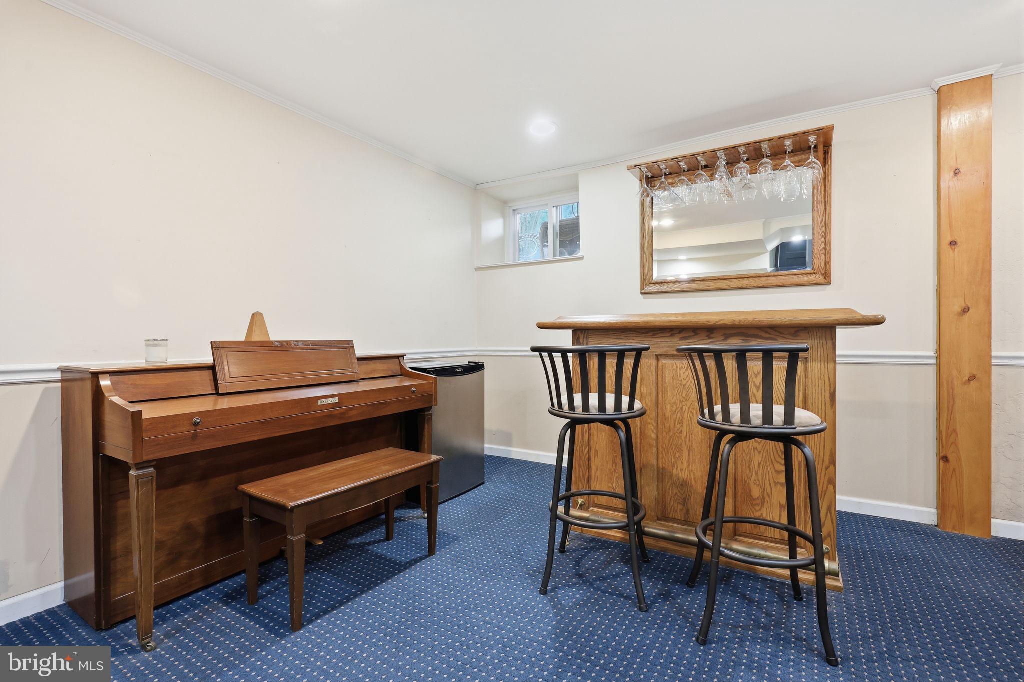 FOX CHASE - Residential