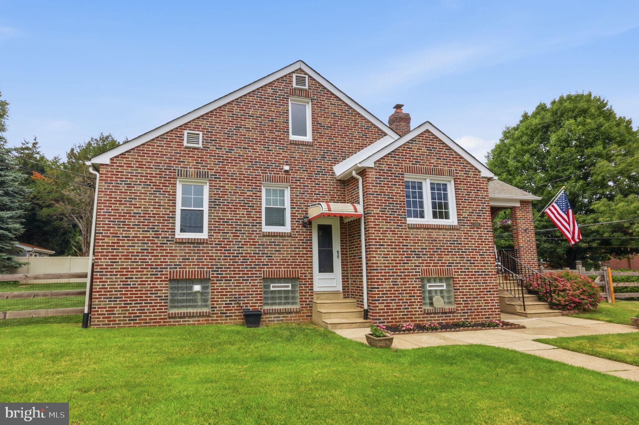 FOX CHASE - Residential