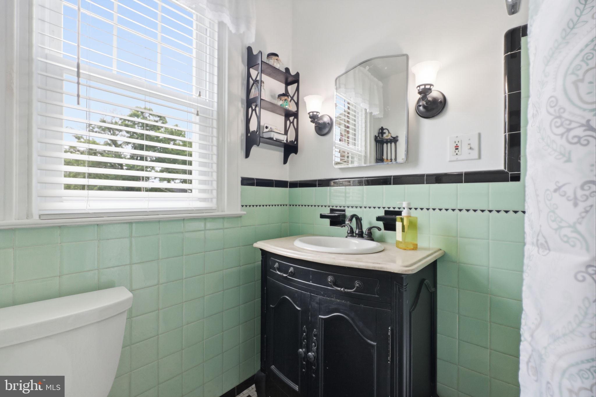 FOX CHASE - Residential