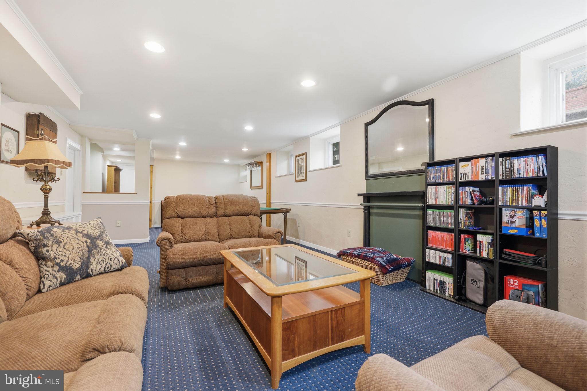 FOX CHASE - Residential