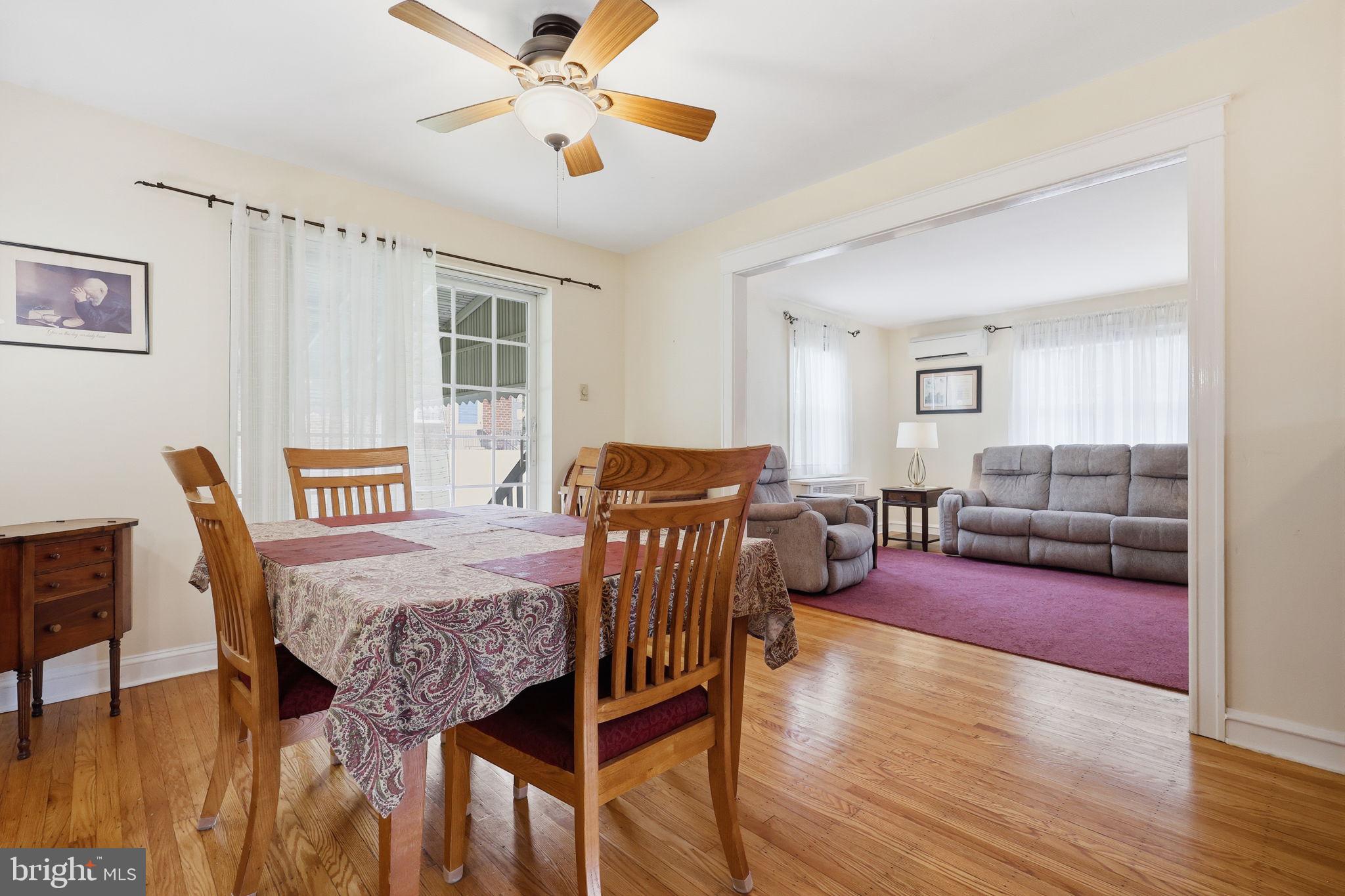 FOX CHASE - Residential