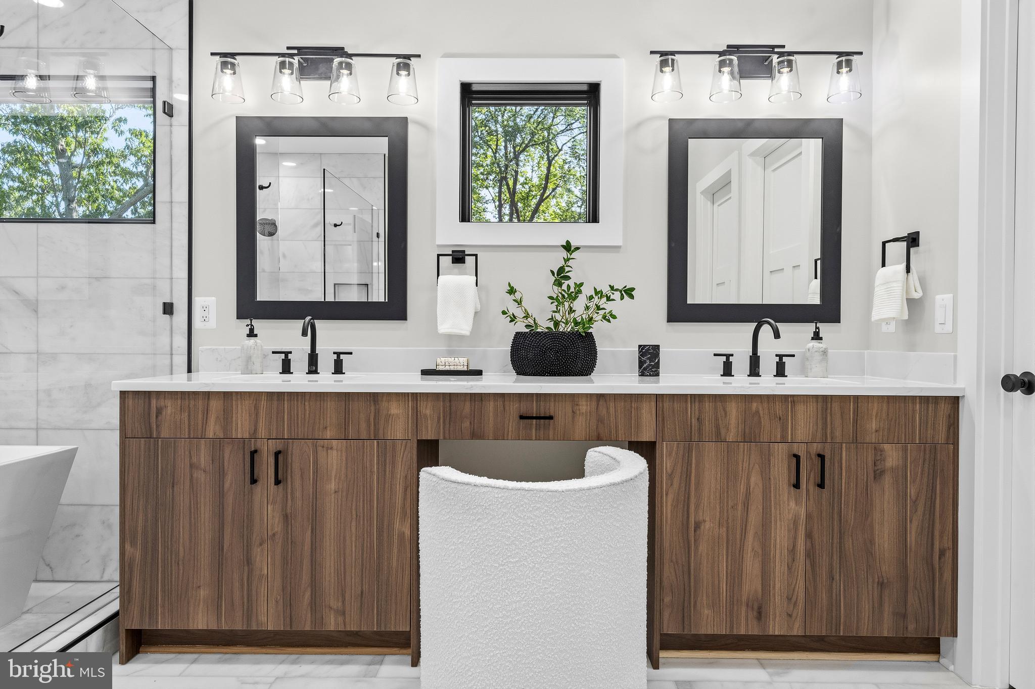 FRANKLIN PARK - Residential