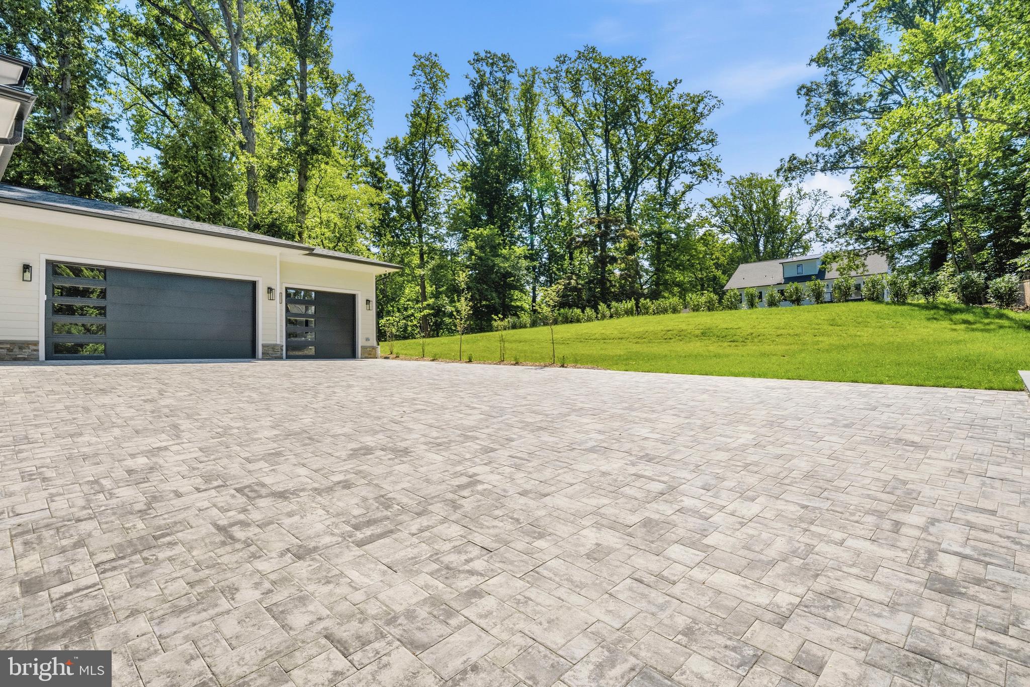 FRANKLIN PARK - Residential