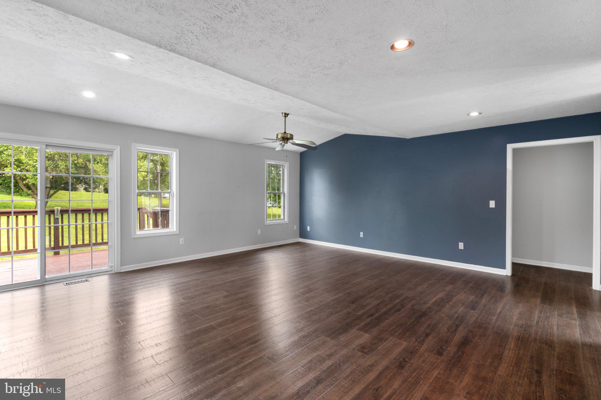 SHADYSIDE - Residential