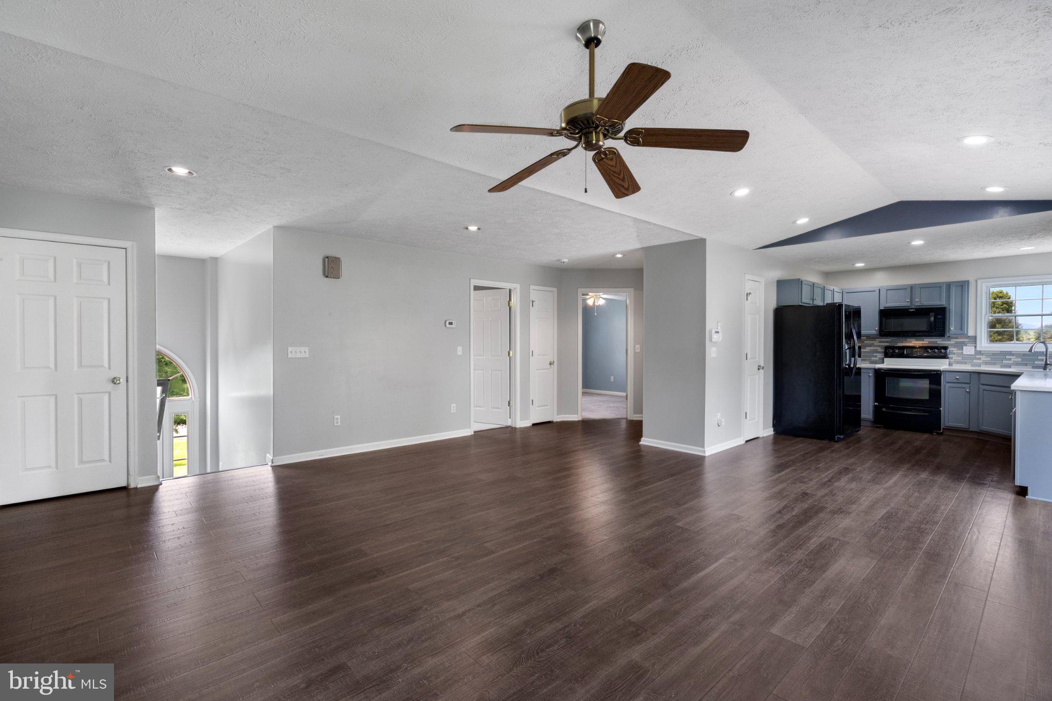 SHADYSIDE - Residential