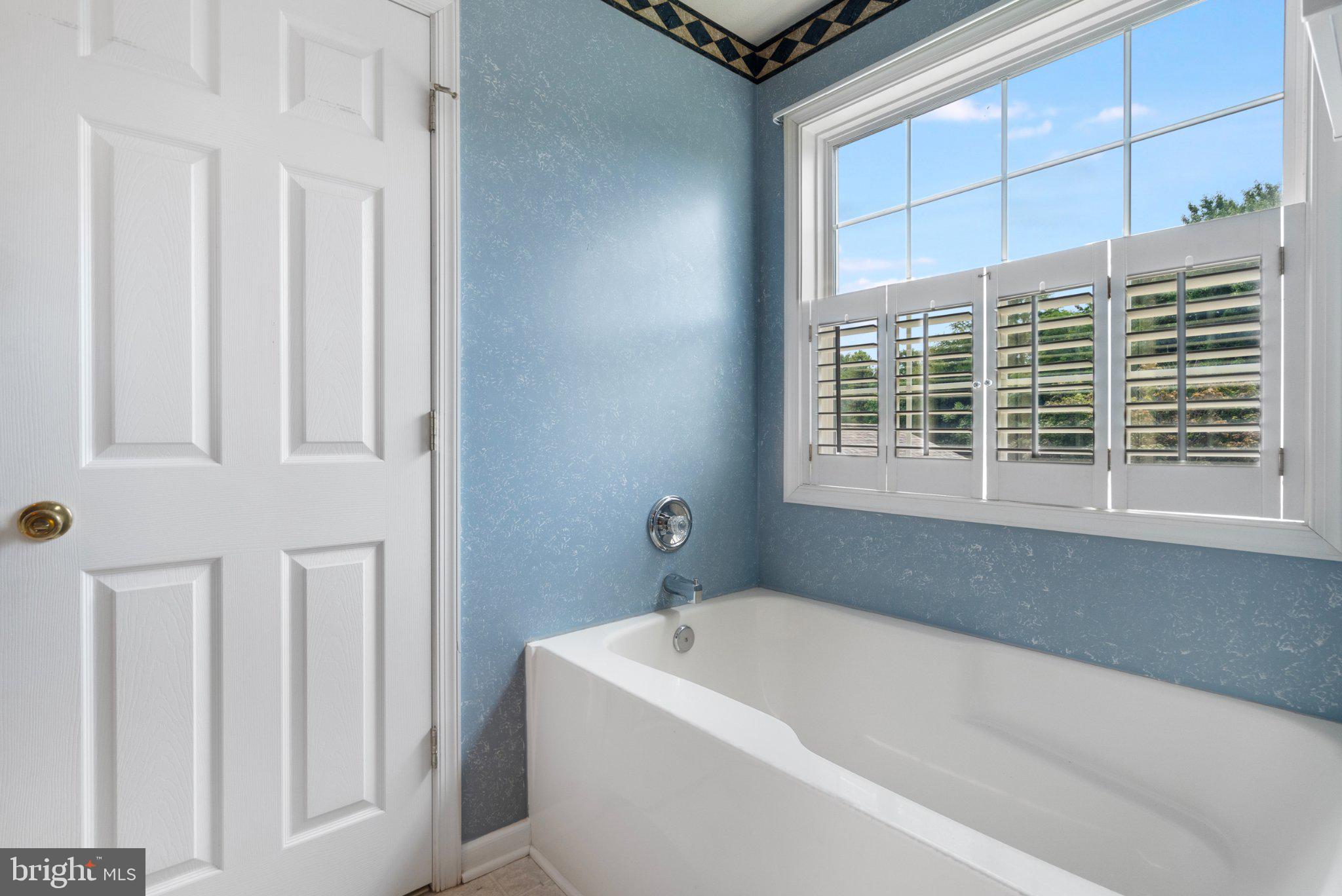 SHADYSIDE - Residential