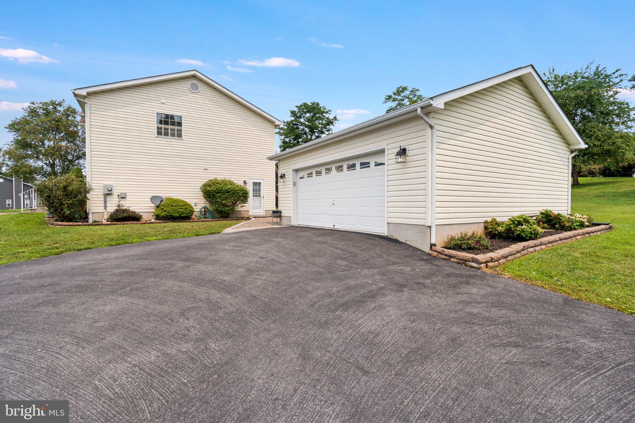 SHADYSIDE - Residential