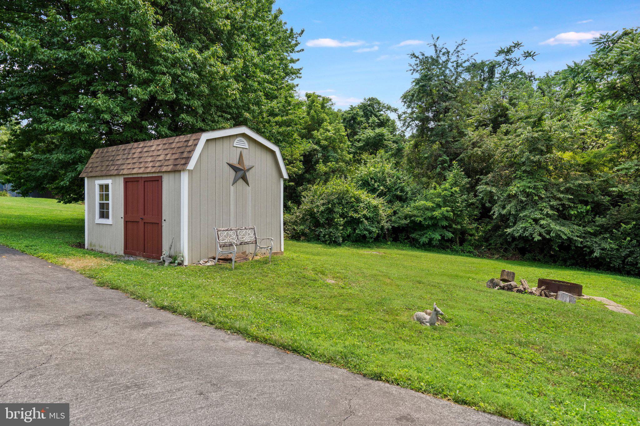 SHADYSIDE - Residential