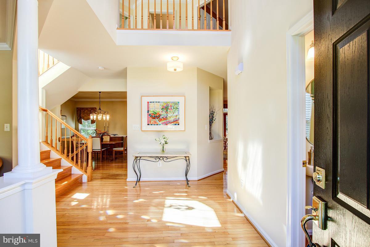 MANOR OAKS - Residential