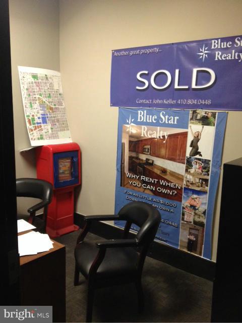 HIGHLANDTOWN - Commercial Lease