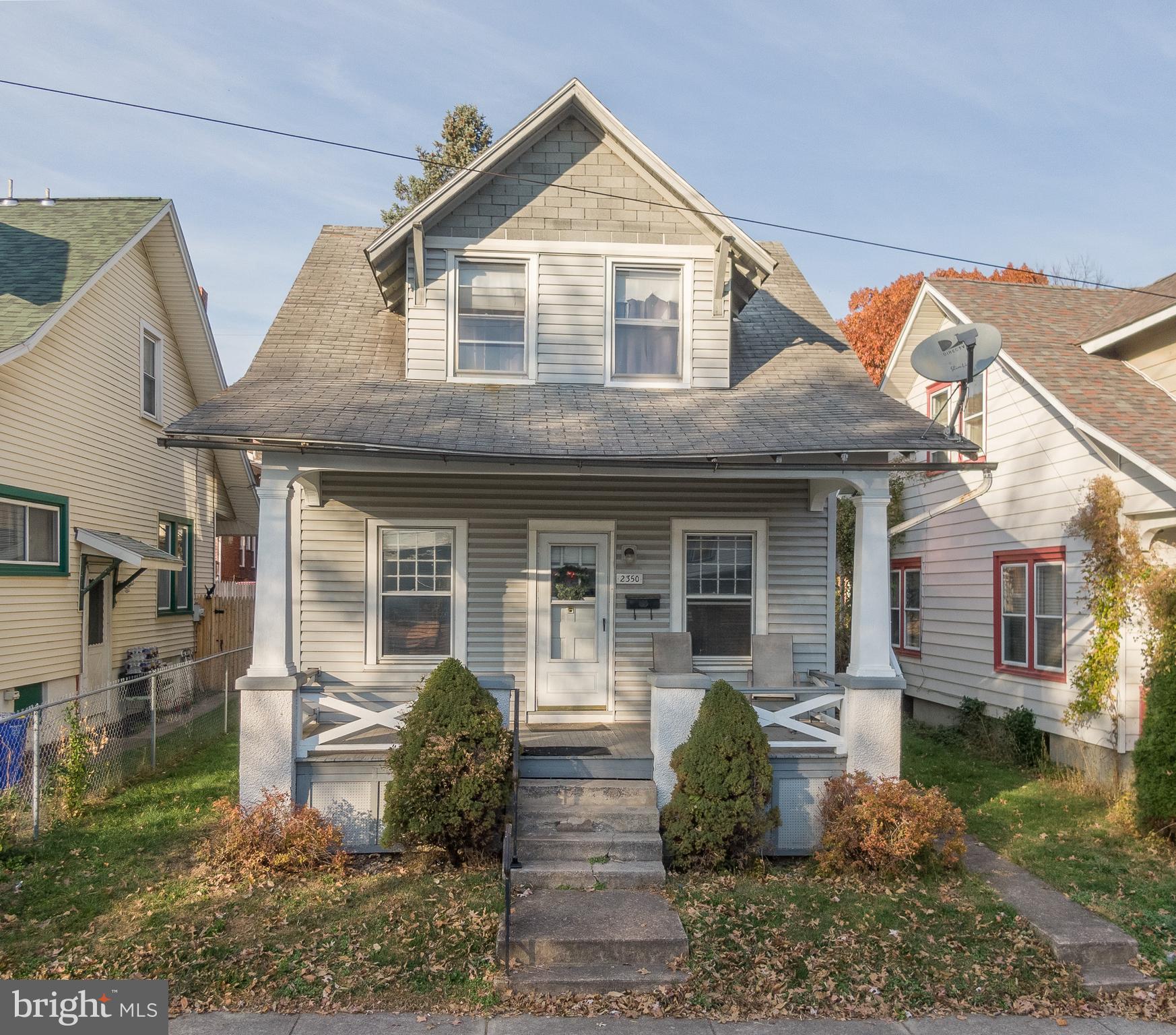 WONDERFUL 2 STORY SINGLE FAMILY HOME! MANY FEATURES INCLUDE: BIG INVITING FRONT PORCH, LARGE LR, FORMAL DR, & KITCHEN. 3 NICE BRS W/ HUGE CLOSETS PLUS, HARDWOOD & BEAUTIFUL WOOD STAIRCASE, OFF STREET PARKING, FENCED YARD & BACK PORCH TOO. WELL CARED FOR W/ NEW HEAT PUMP SYSTEM & A/C. A MUST SEE!!!!