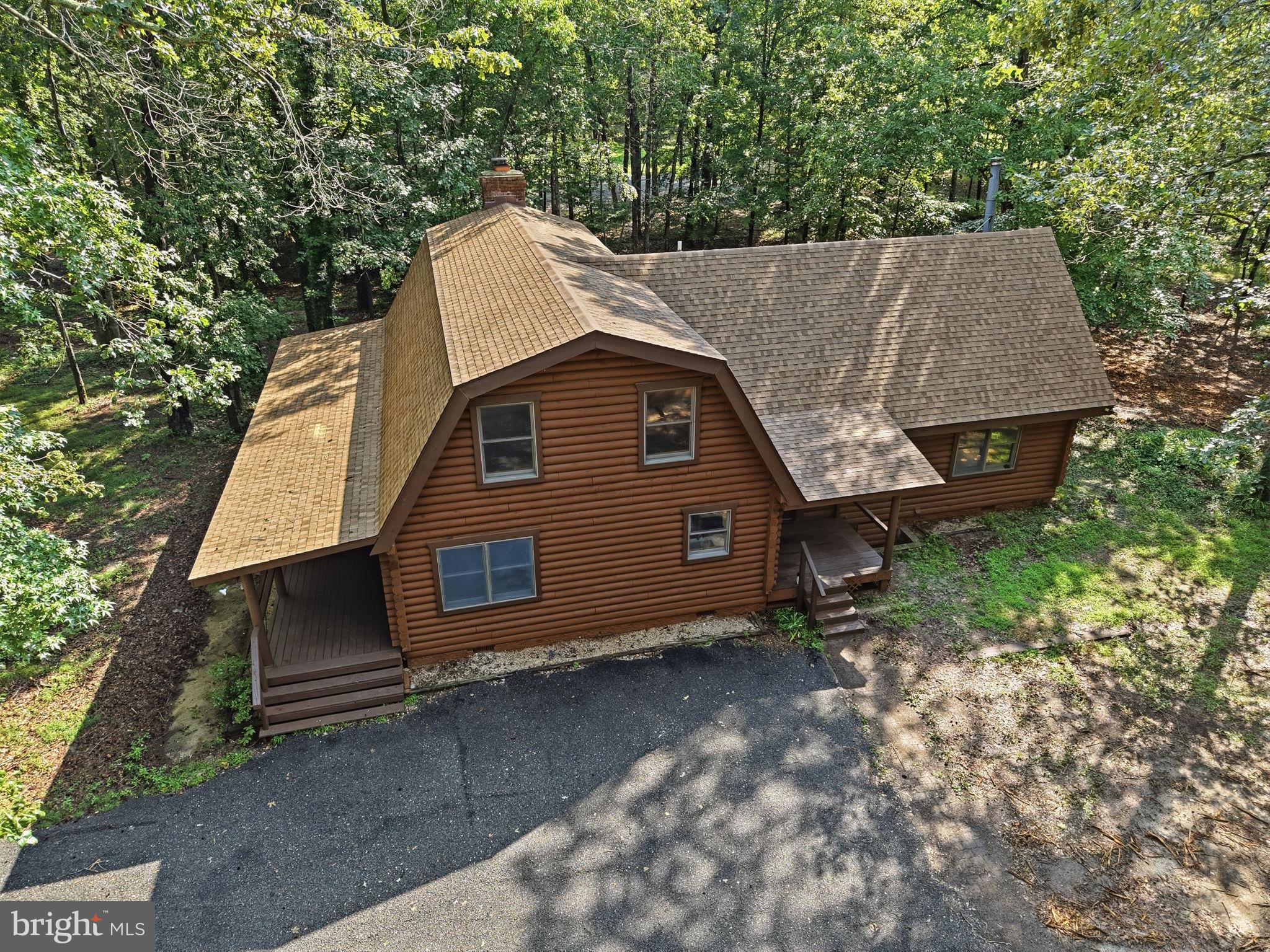 LYN WOODS - Residential