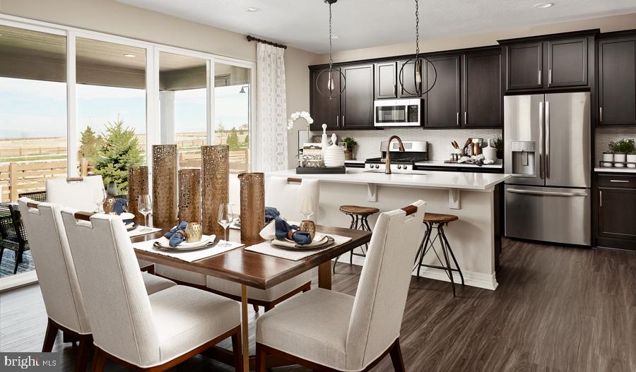 SEASONS AT ROUND MILL MEADOWS - Residential