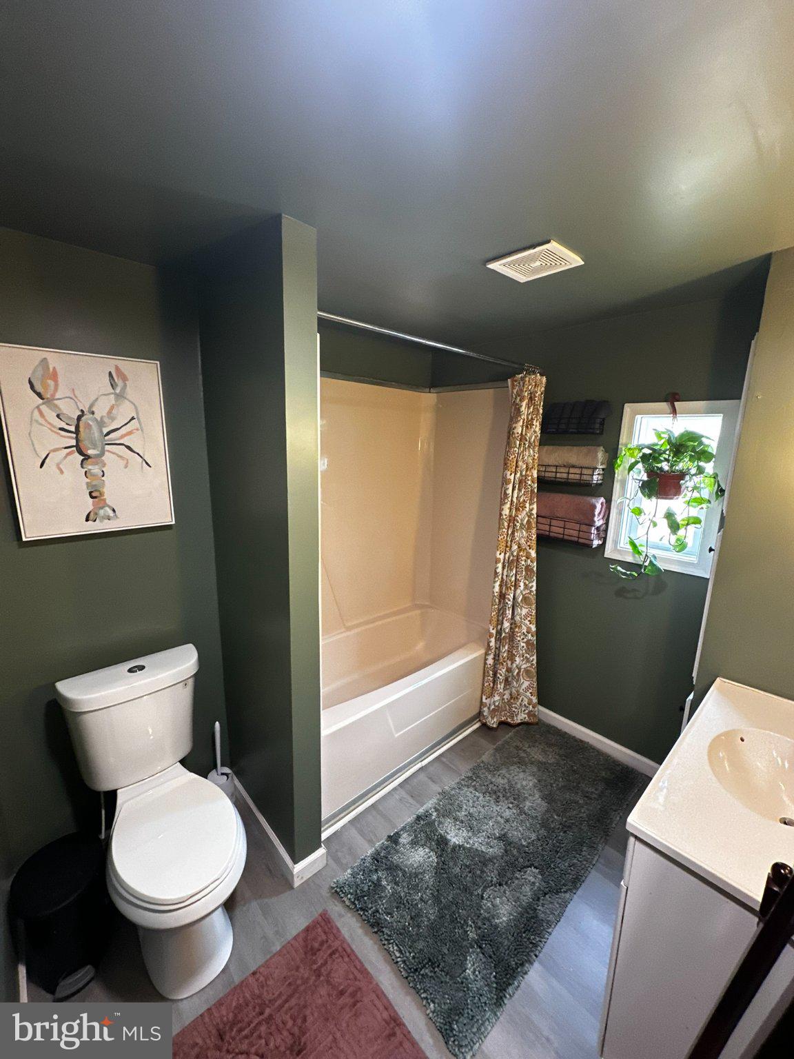 WHISPERING PINE MHP - Residential