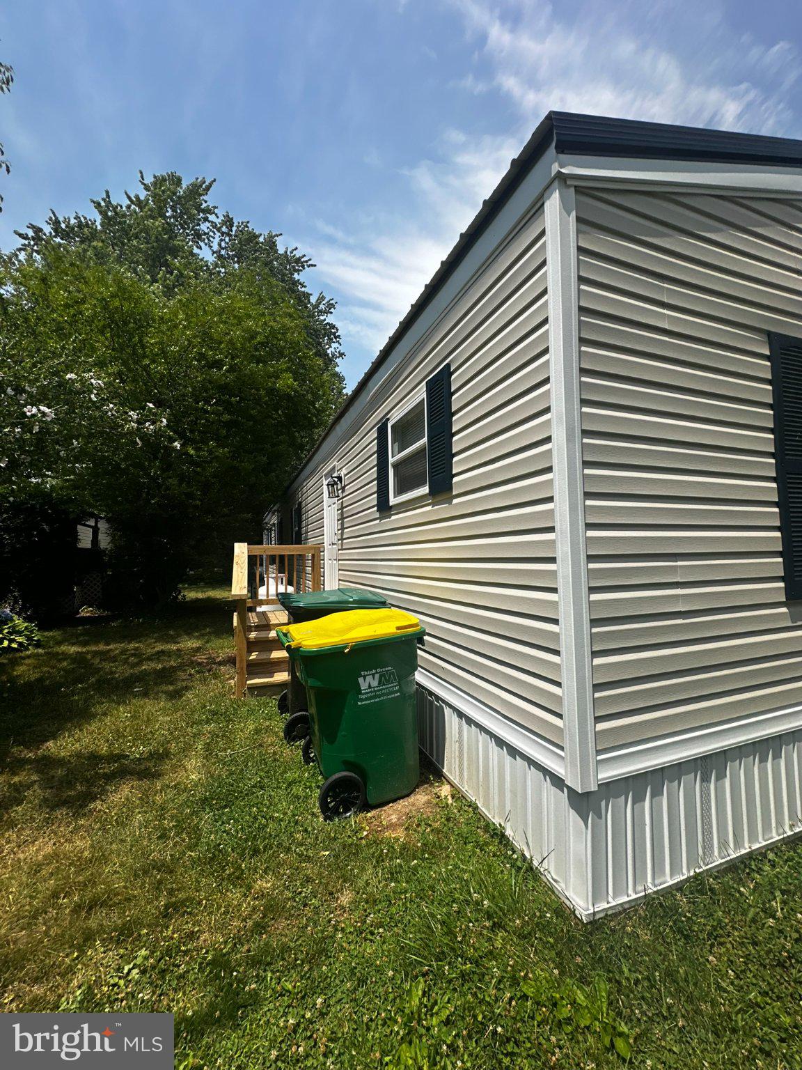 WHISPERING PINE MHP - Residential