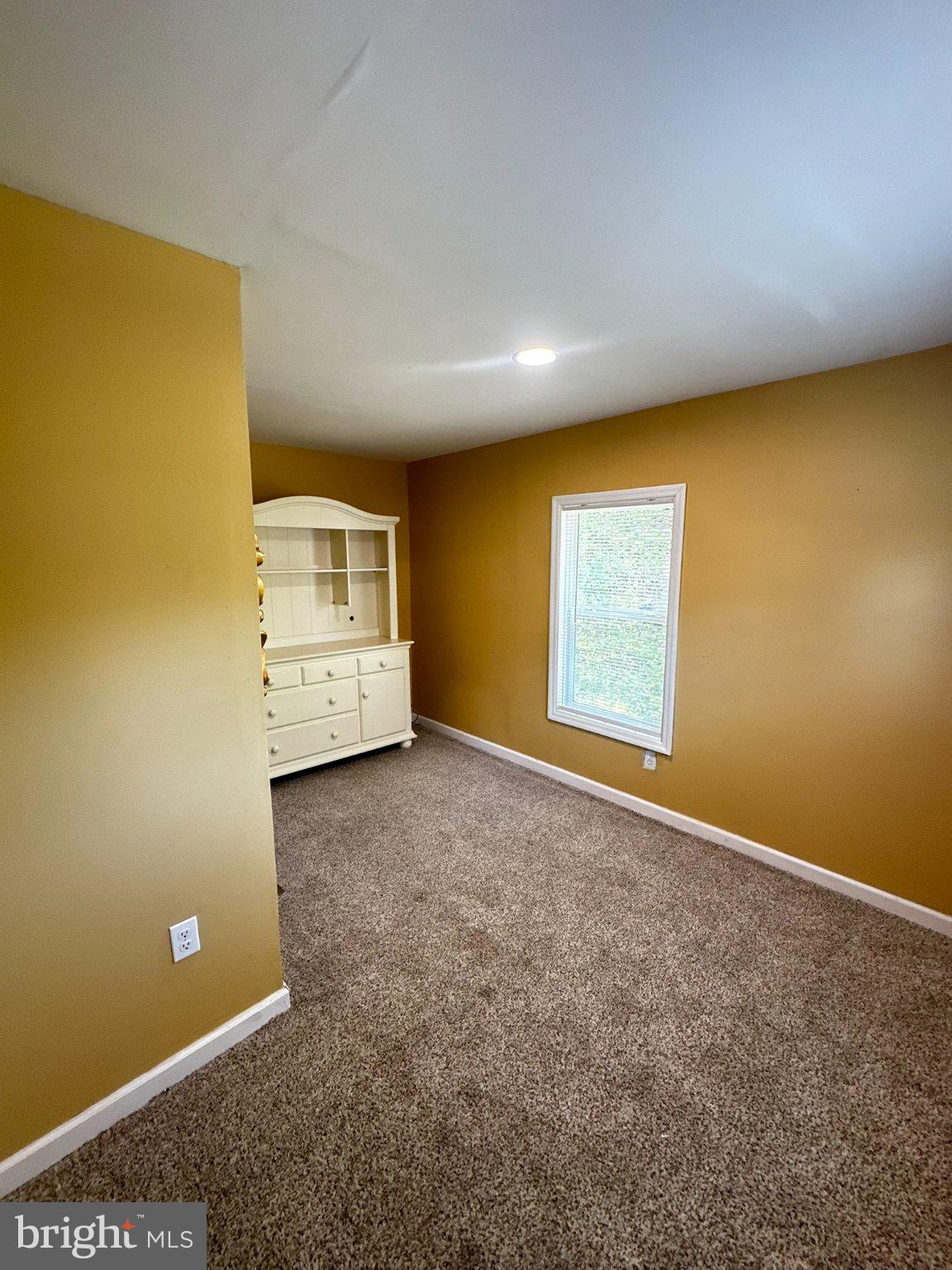 WHISPERING PINE MHP - Residential