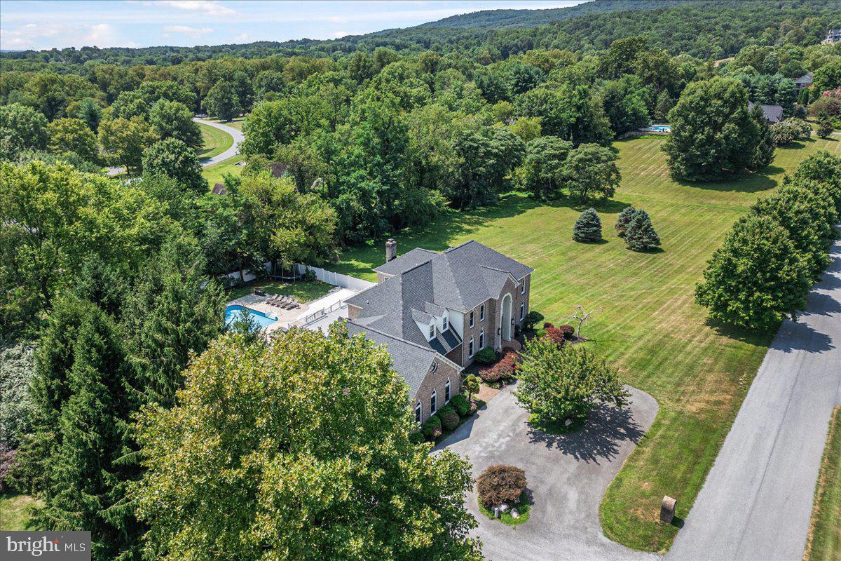 HIGHMEADOWS - Residential
