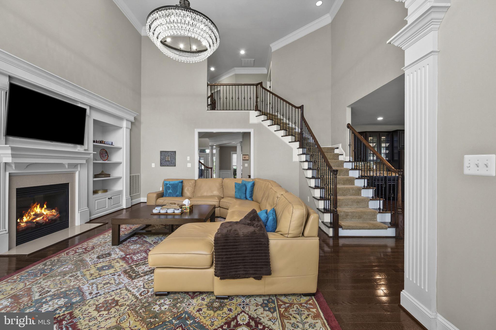 DAWSON'S CORNER - Residential
